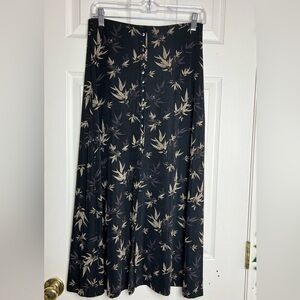 A K a-lined vintage midi skirt size M